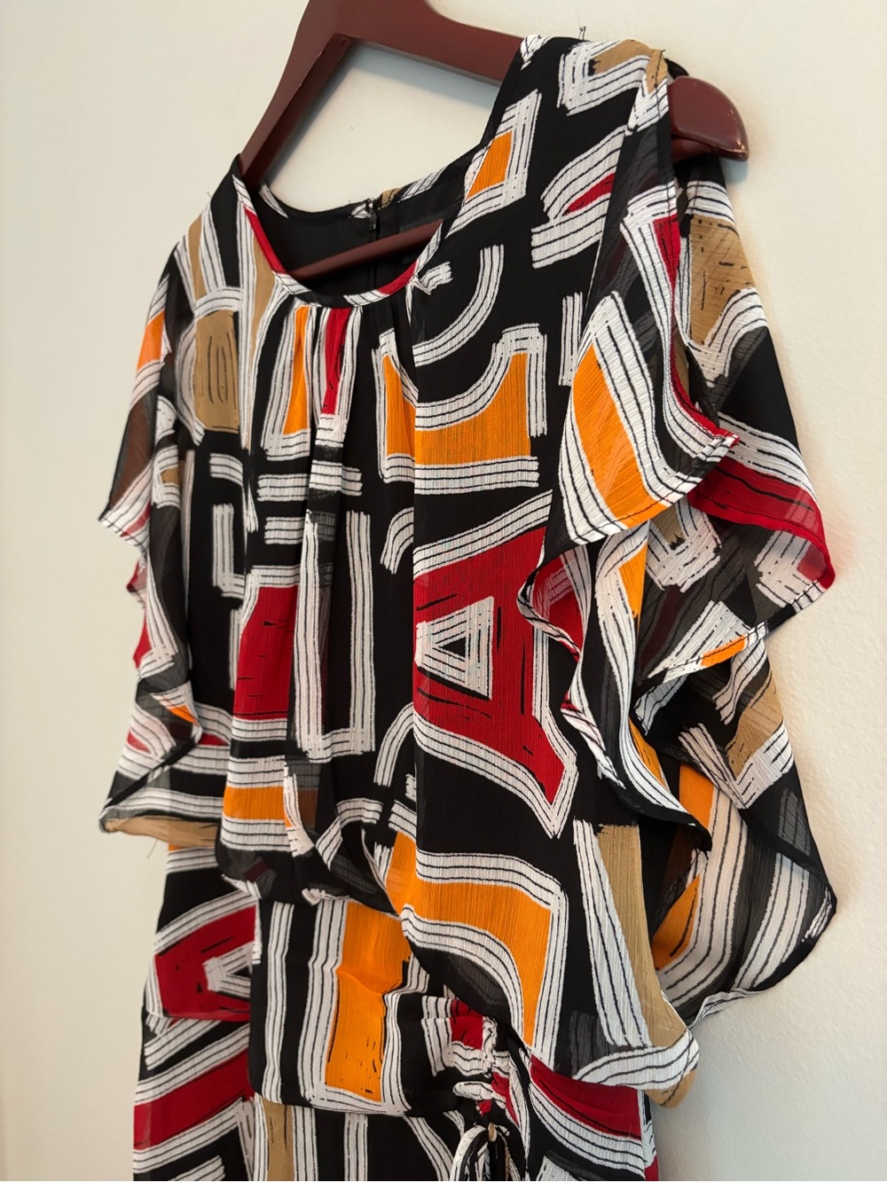 Karl Lagerfeld Paris Size 6 Geometry Shapes Abstract Black Orange Red Maxi HiLo